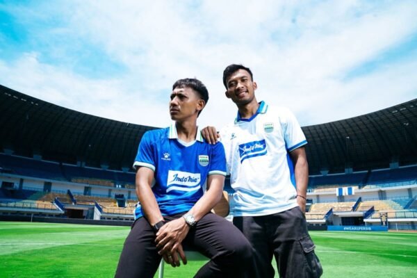 Persib Bandung Memperkenalkan Jersi Terbaru untuk Kompetisi ACL II
