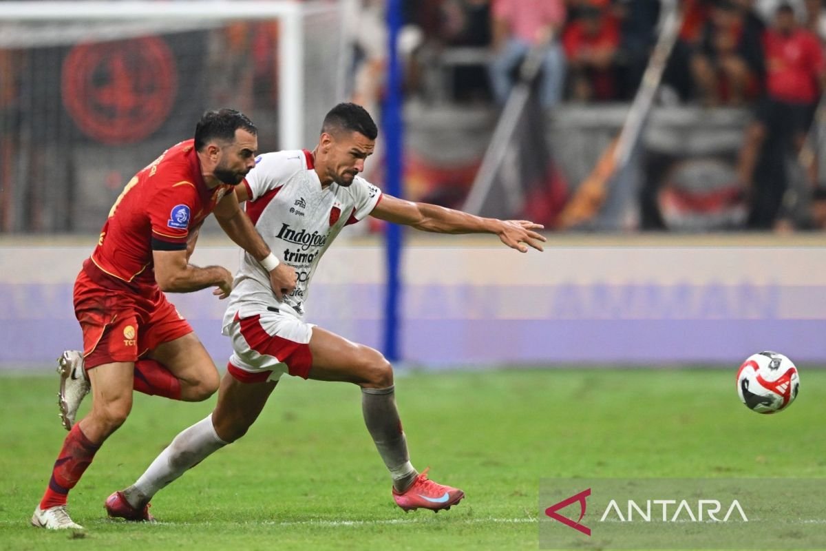 Tampilkan Ketenangan: Kunci Penampilan Apik Persija di Babak Kedua
