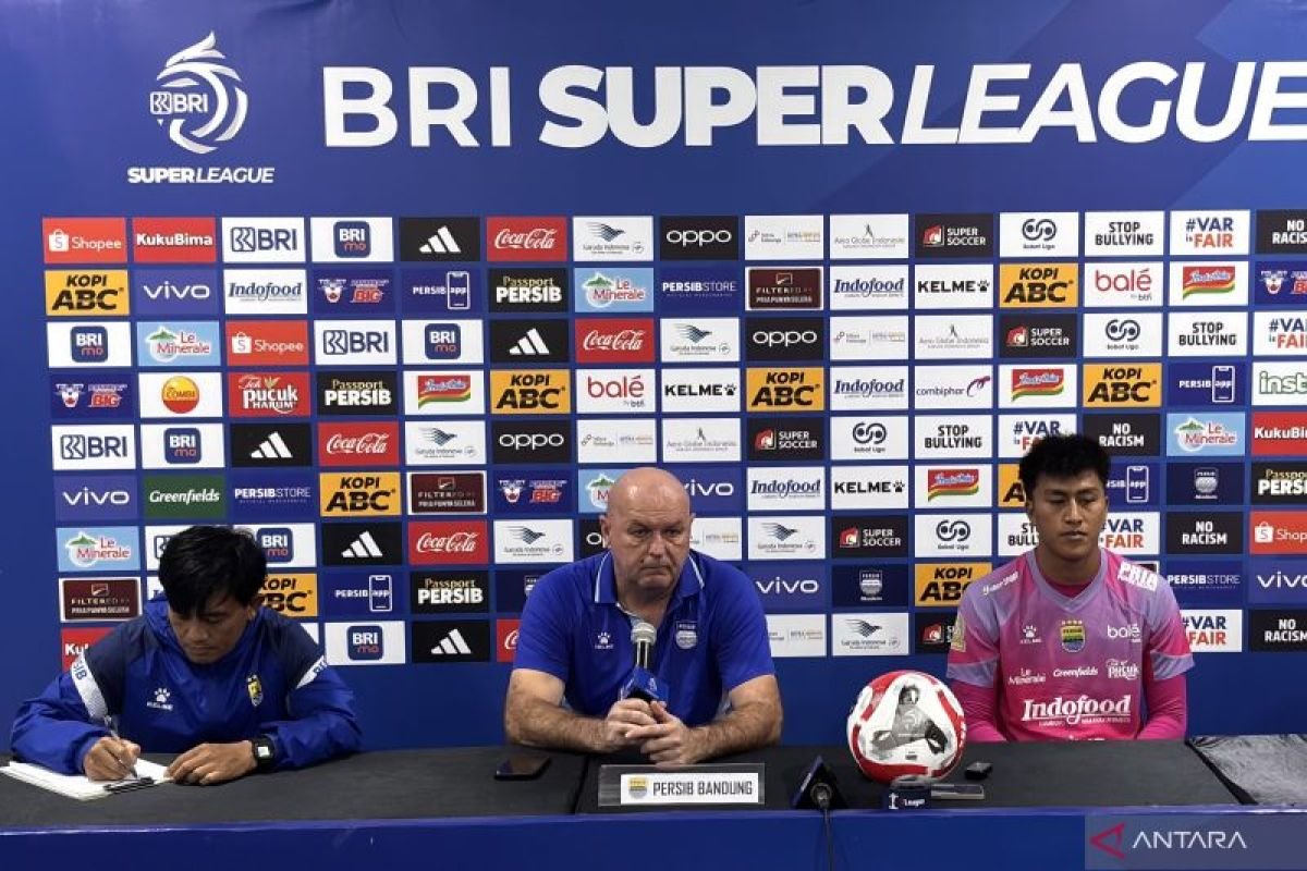 Hodak Menyanjung Performa Persib Bandung Setelah Kemenangan atas Borneo FC